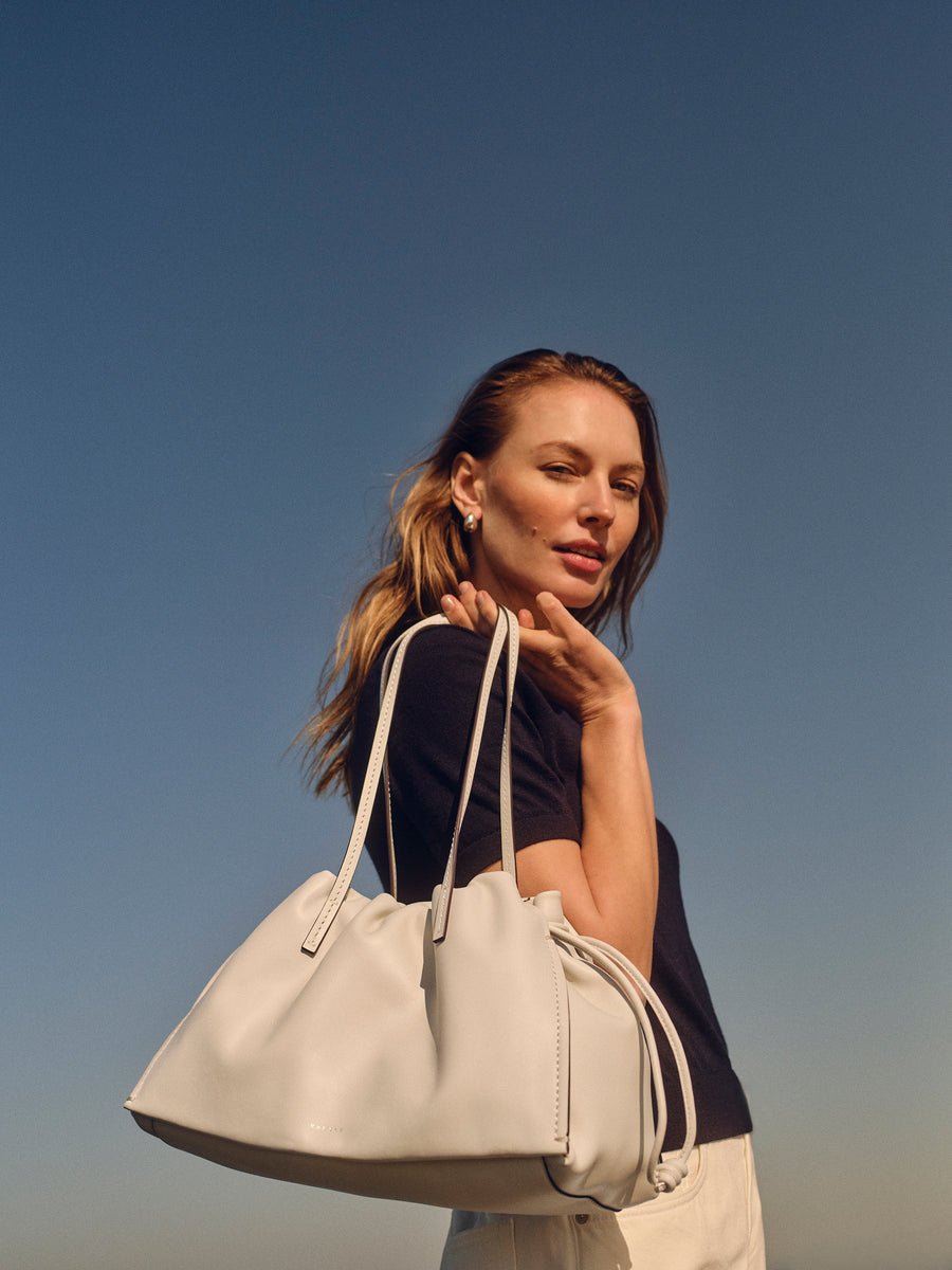 The Roxburgh Large Drawstring Shoulder Salt - 113840