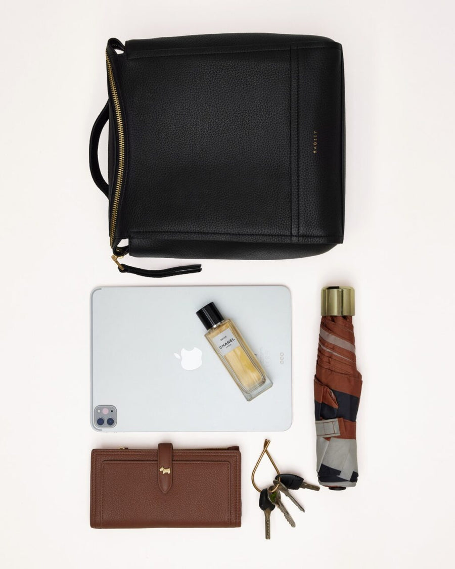 Oak Street Leather Small Ziptop Backpack in Black - 112162