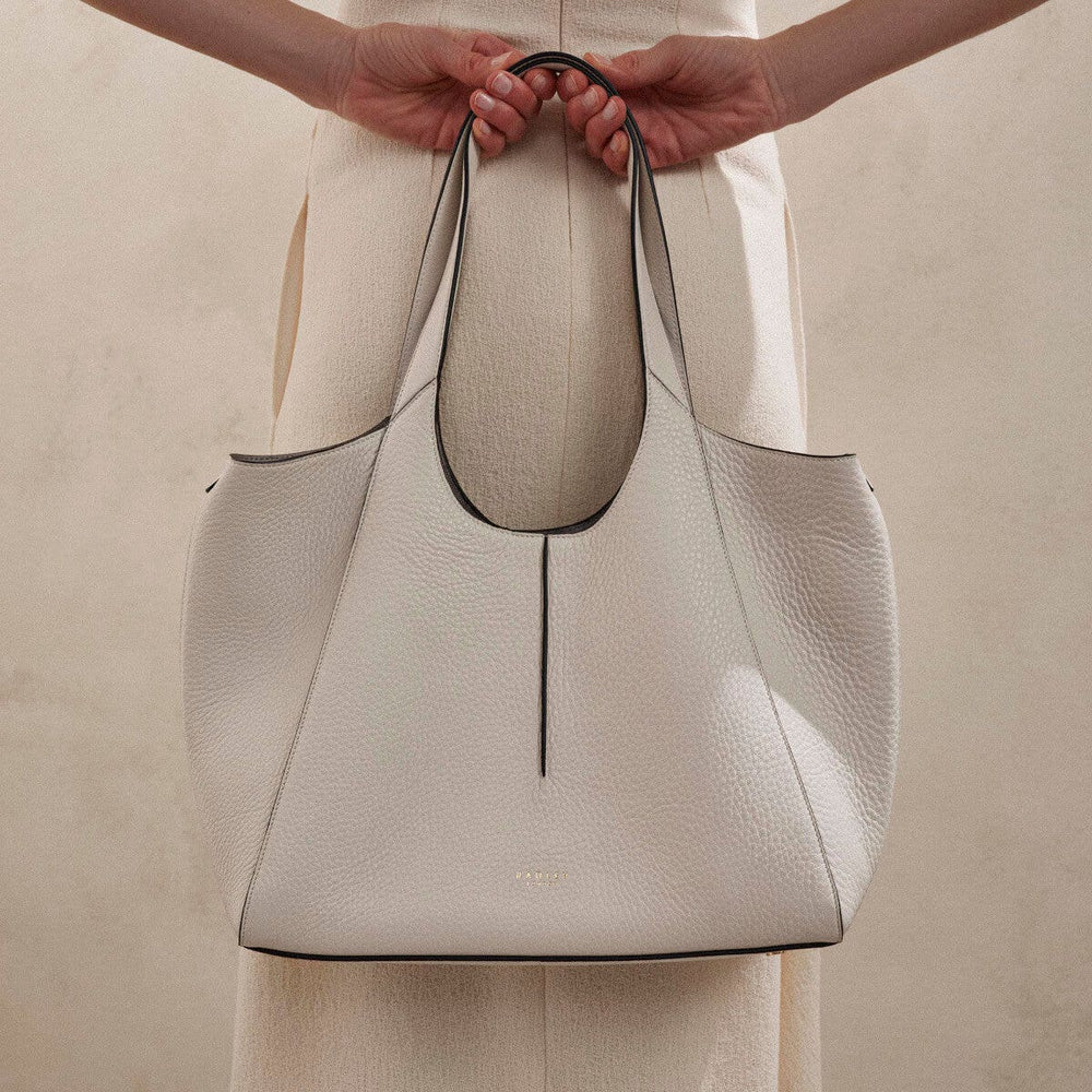 Hillgate Place Leather Large Open Top Tote Bag in Chalk - H1257109