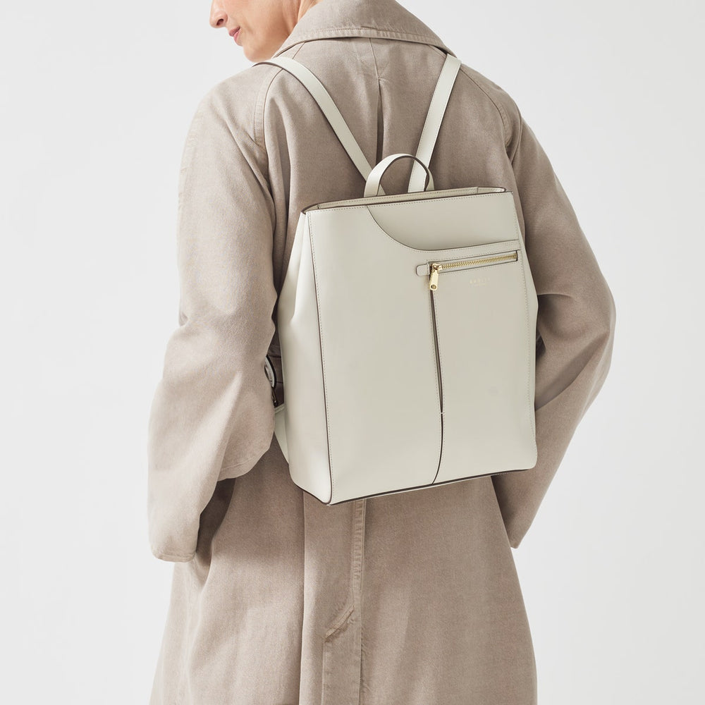 Pockets Leather Medium Ziptop Backpack in Chalk - H1260109