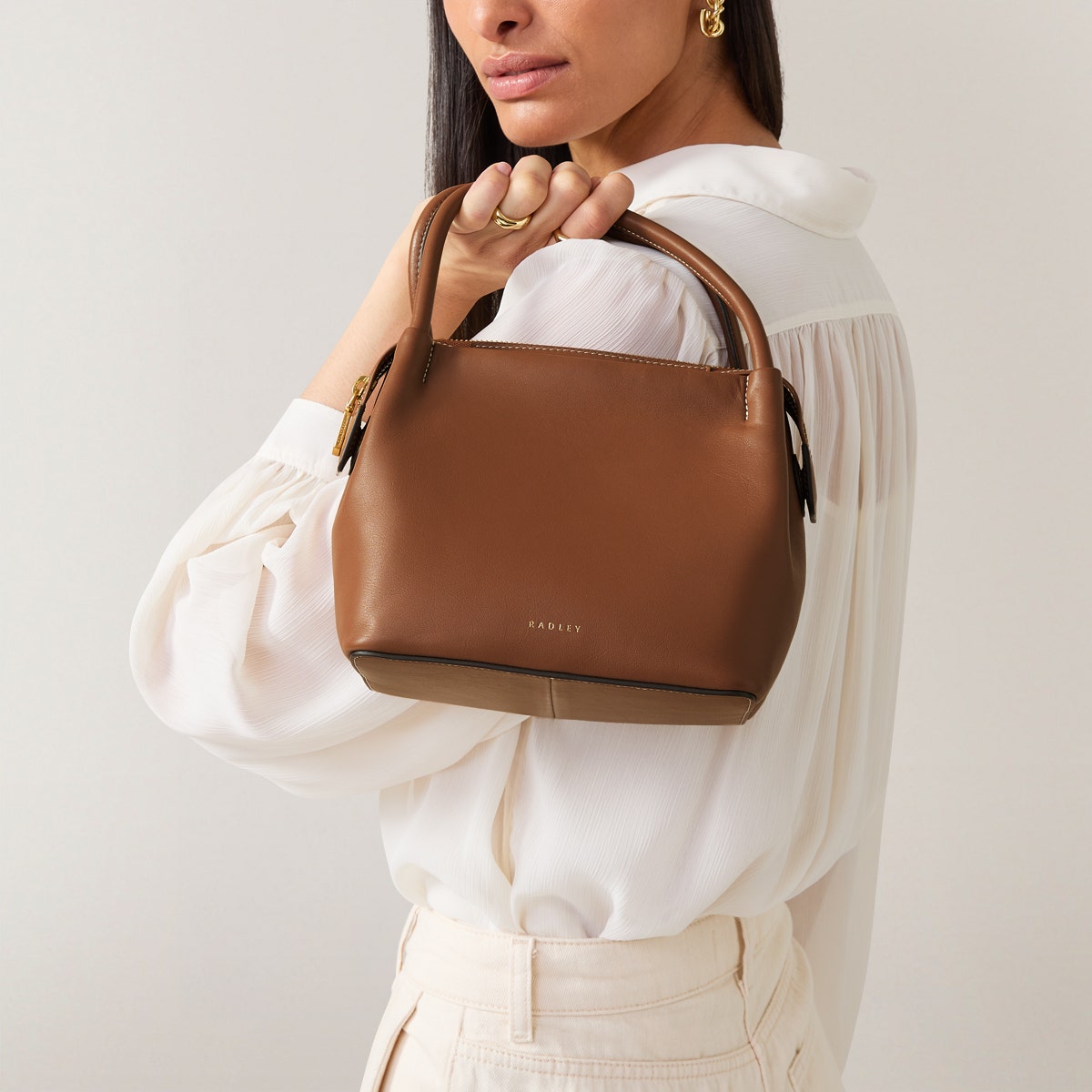 Ivydale Road Leather Small Ziptop Crossbody Bag in Saddle - H2008211