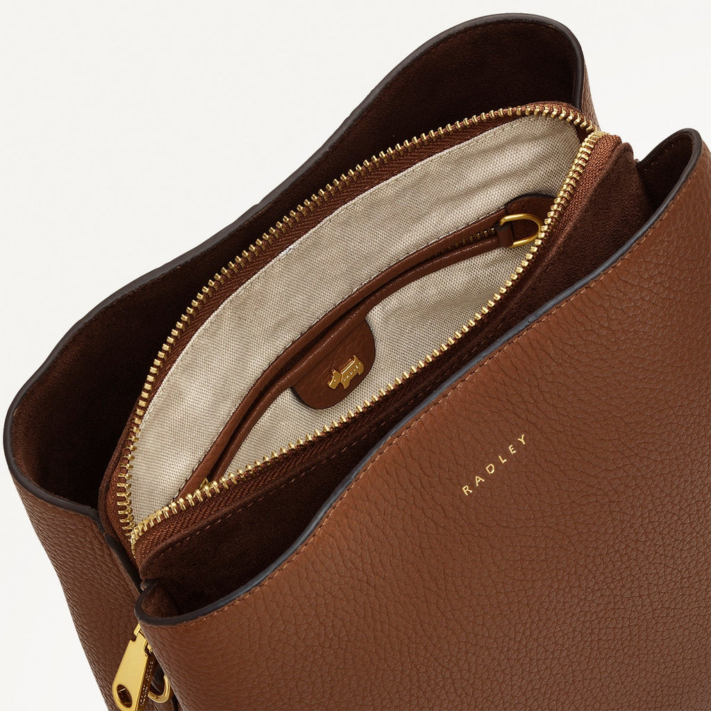 Dukes Place Leather Medium Compartment Crossbody Bag in Saddle - H2027211