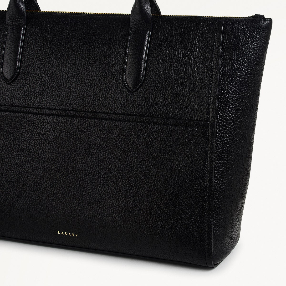 Oak Street Leather Medium Ziptop Tote Bag in Black - H2068001