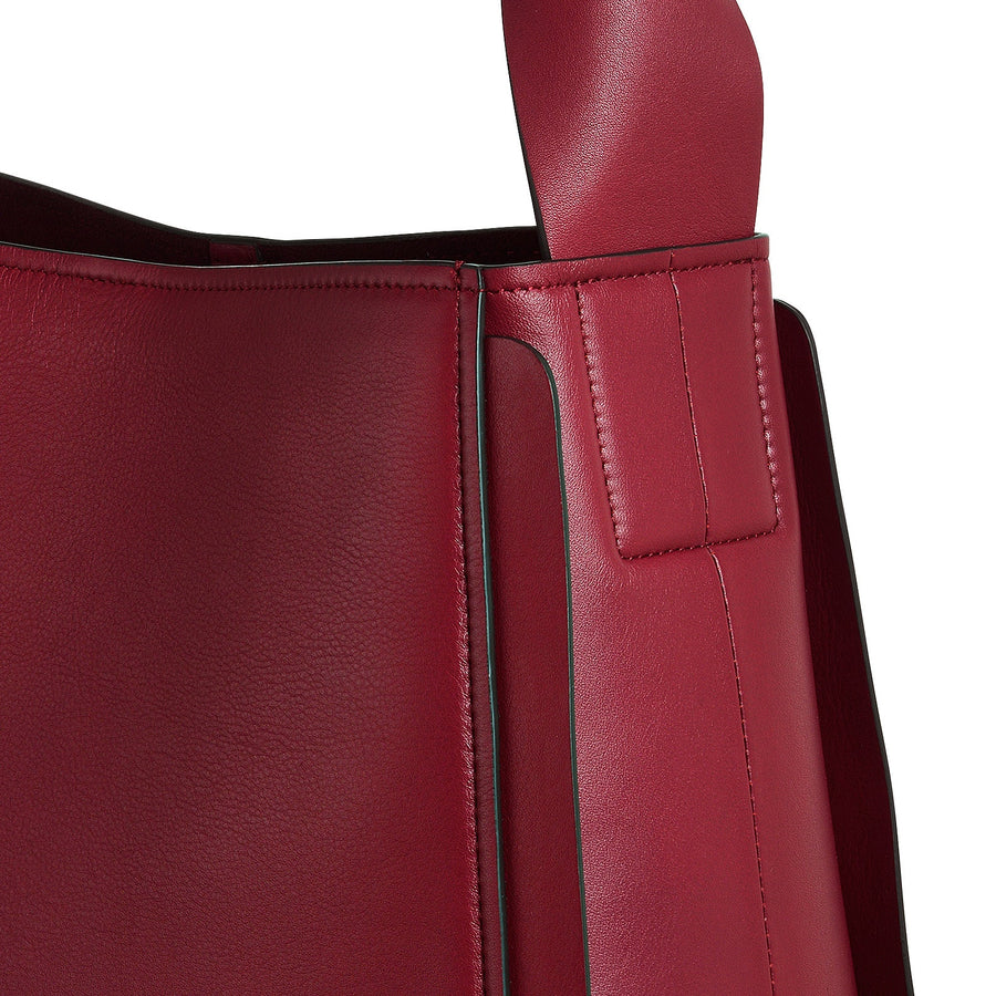 The Belgrave Leather Large Open Top Shoulder Bag in Cranberry - H2078604