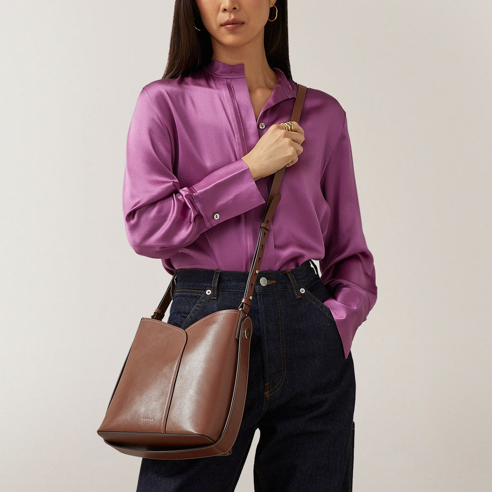 The Cordelia Leather Medium Open Top Shoulder Bag in Walnut - H2083208