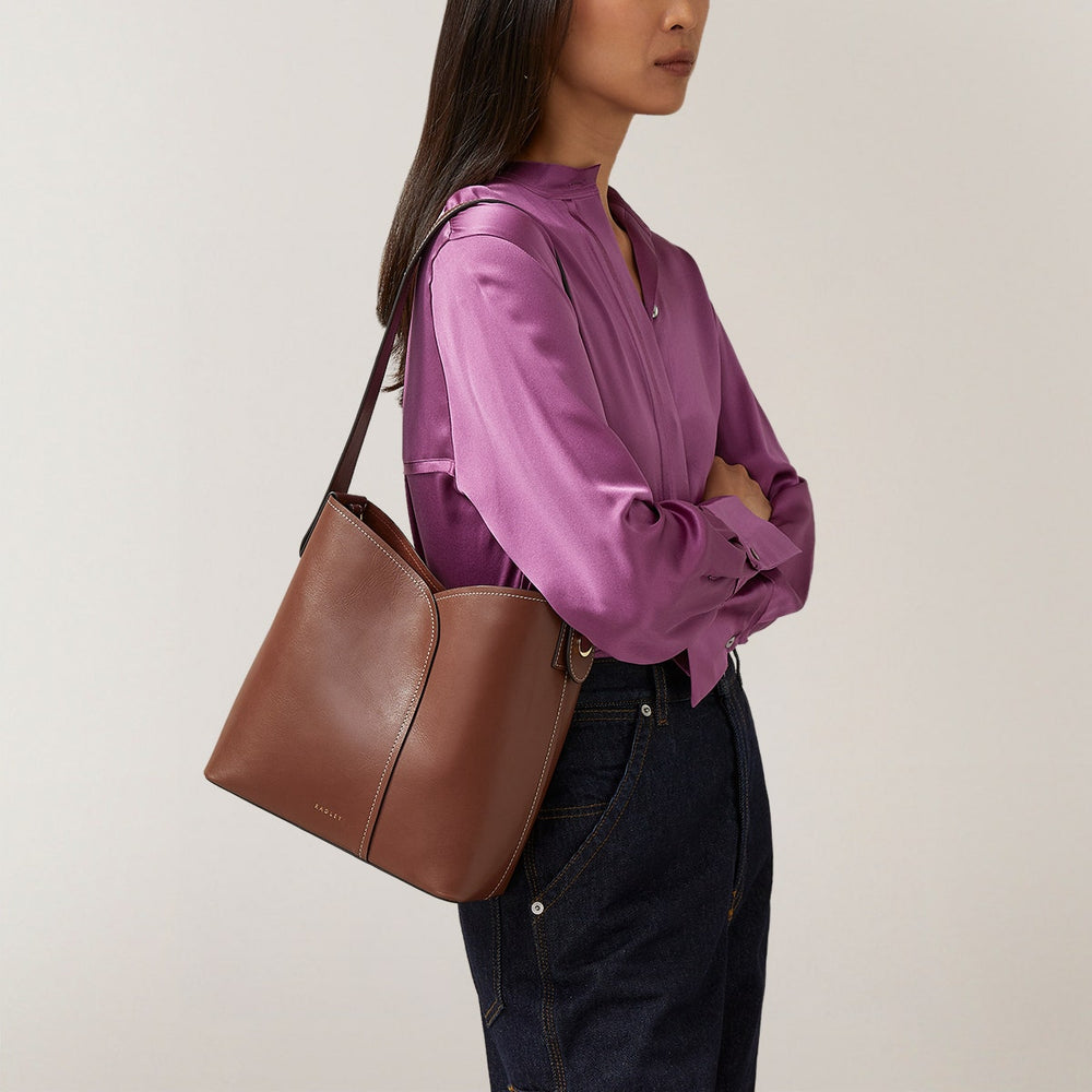 The Cordelia Leather Medium Open Top Shoulder Bag in Walnut - H2083208