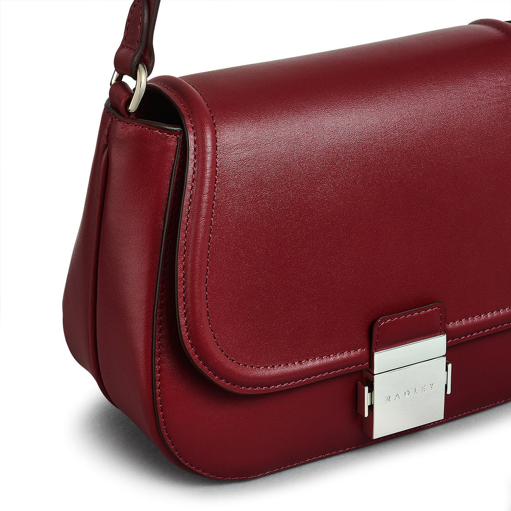 Newton Place Leather Medium Flapover Shoulder Bag in Cranberry - H2087604