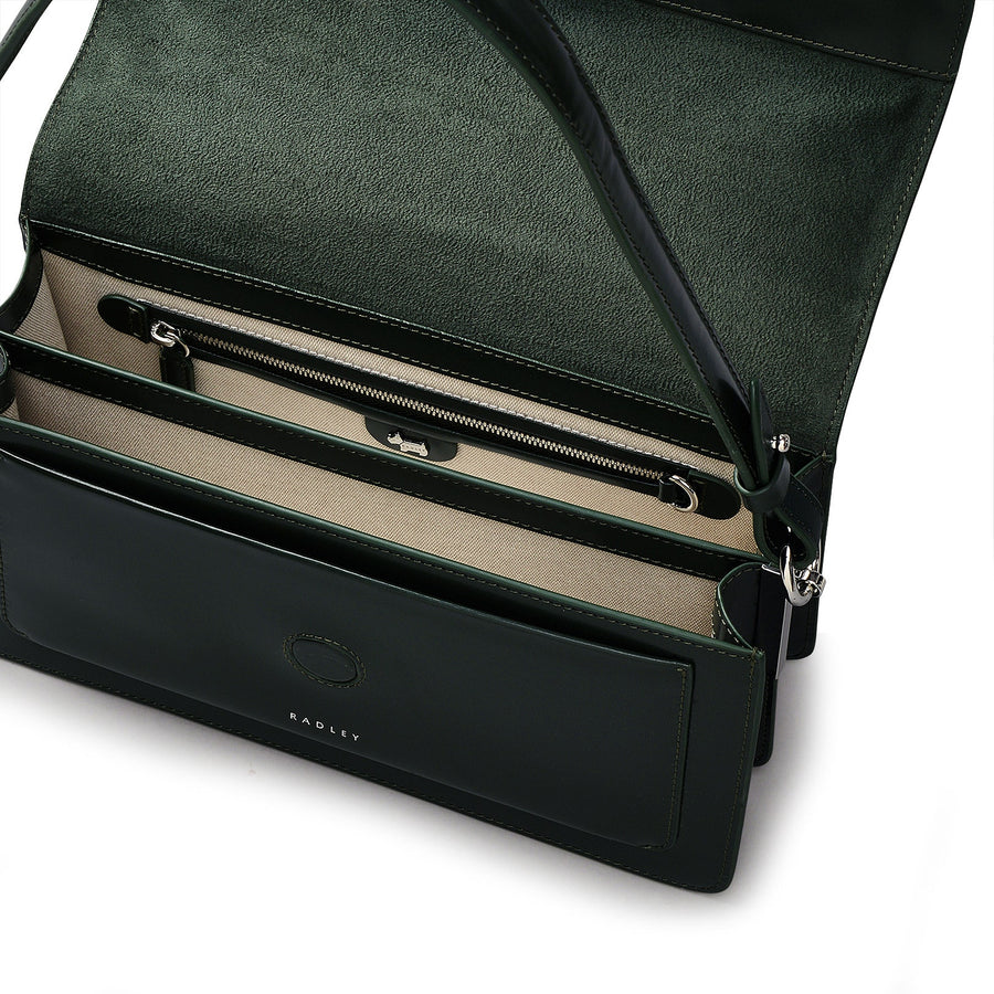 Leather Lane Leather Medium Flapover Shoulder Bag in Racing Green - H2132302