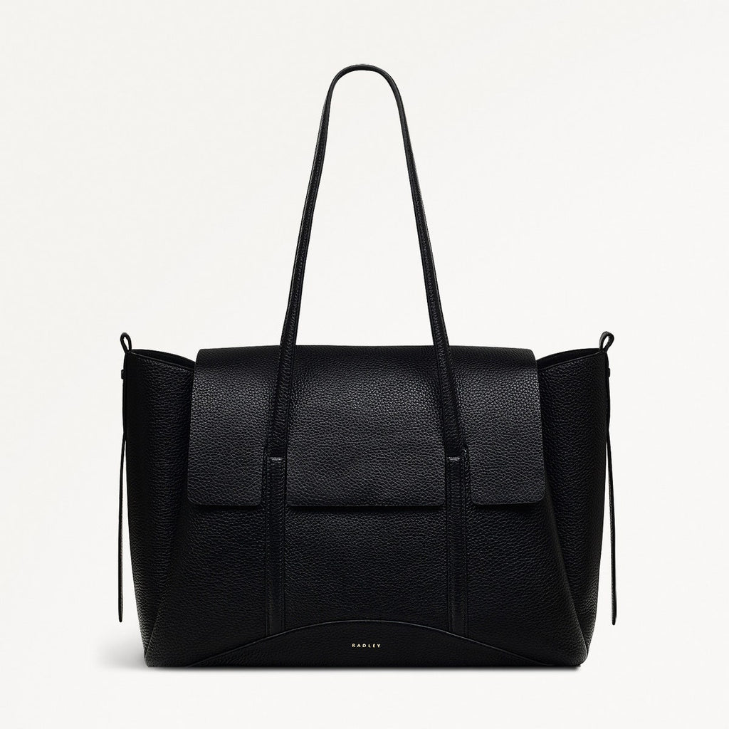 The Chancery Leather Large Flapover Shoulder Bag in Black - H2165001