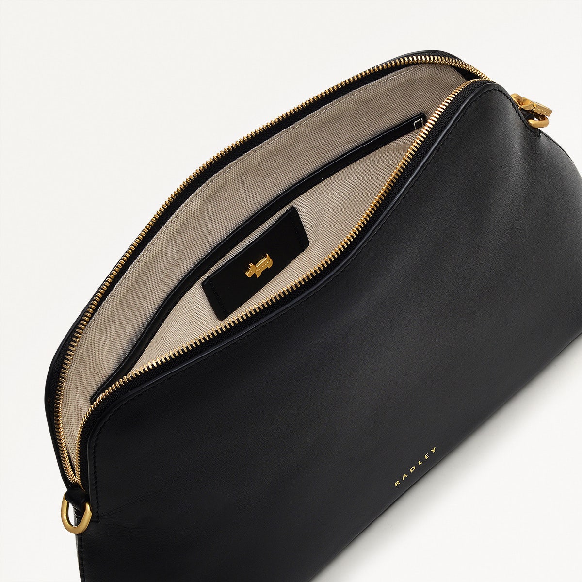 Liverpool Street Leather Medium Ziptop Crossbody Bag in Black - H2167001