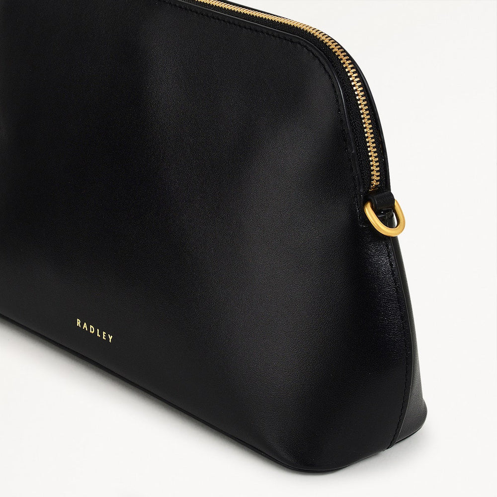 Liverpool Street Leather Medium Ziptop Crossbody Bag in Black - H2167001