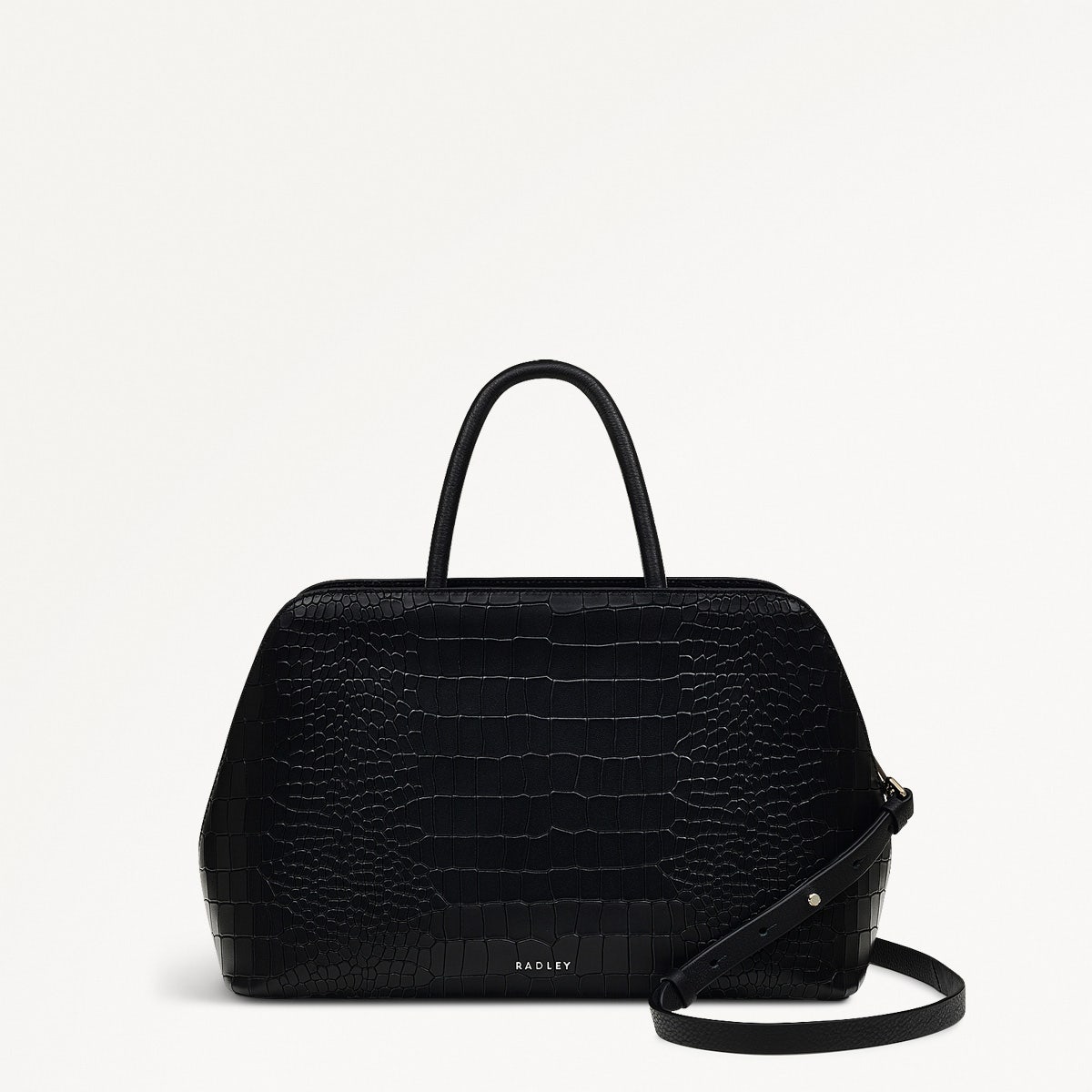 Liverpool Street Leather Medium Ziptop Grab Bag in Black - H2168001