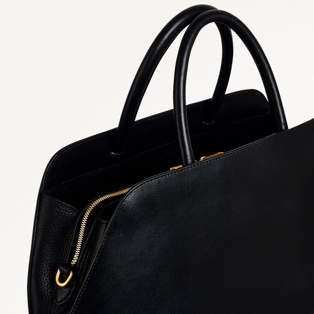 Liverpool Street Leather Medium Ziptop Grab Bag in Black - H2176001