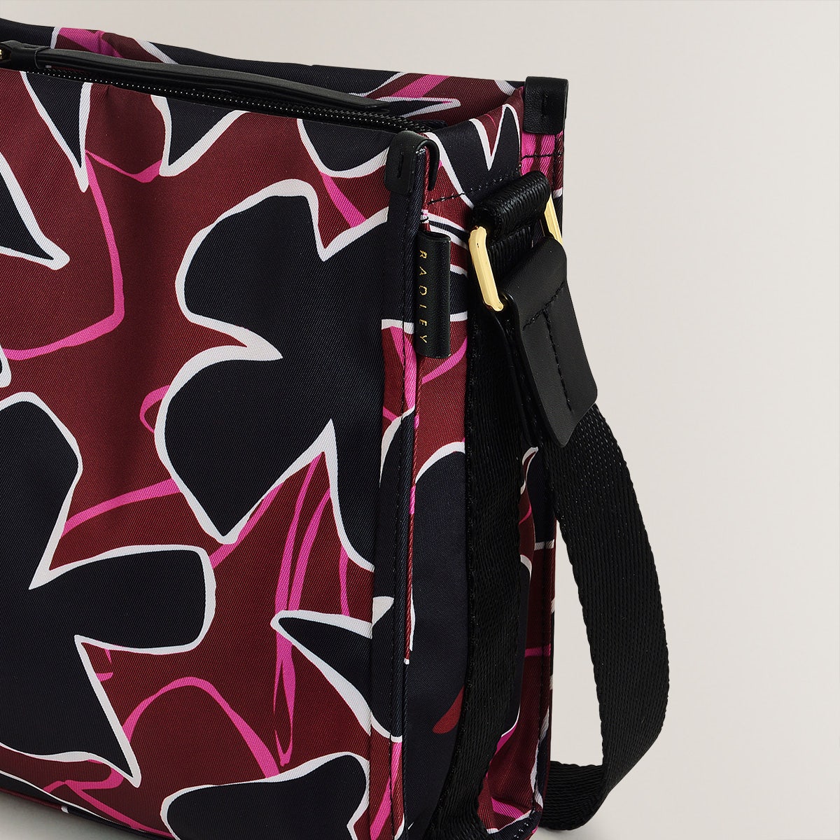 Canford Gardens Leather Small Ziptop Crossbody Bag in Merlot - H2283603