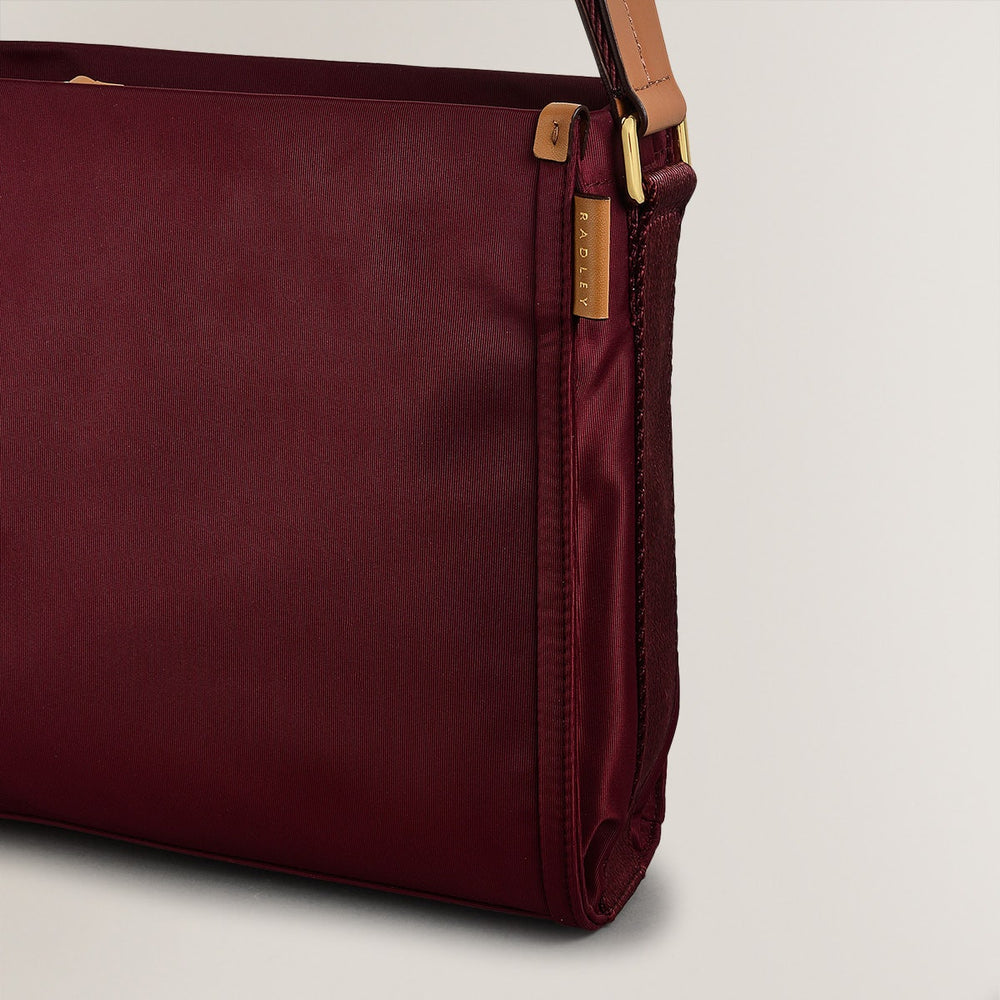 Canford Gardens Leather Medium Ziptop Crossbody Bag in Merlot - H2289603