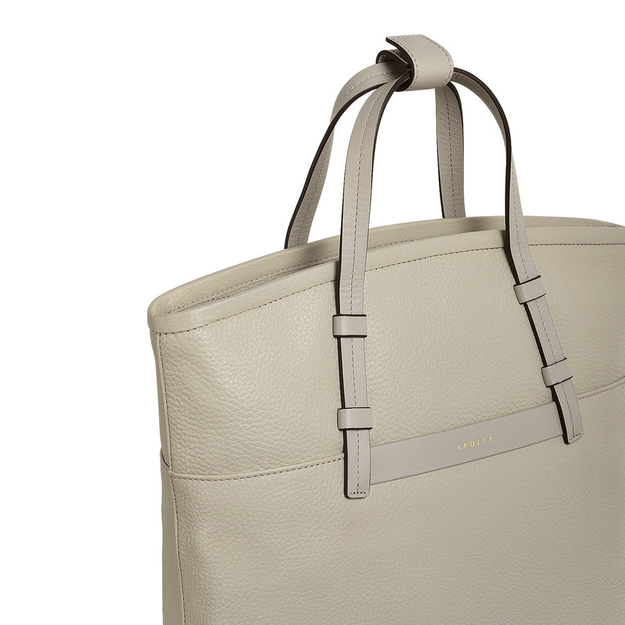 Bridgewater 2.0 Leather Medium Ziptop Backpack in Pumice - H229865