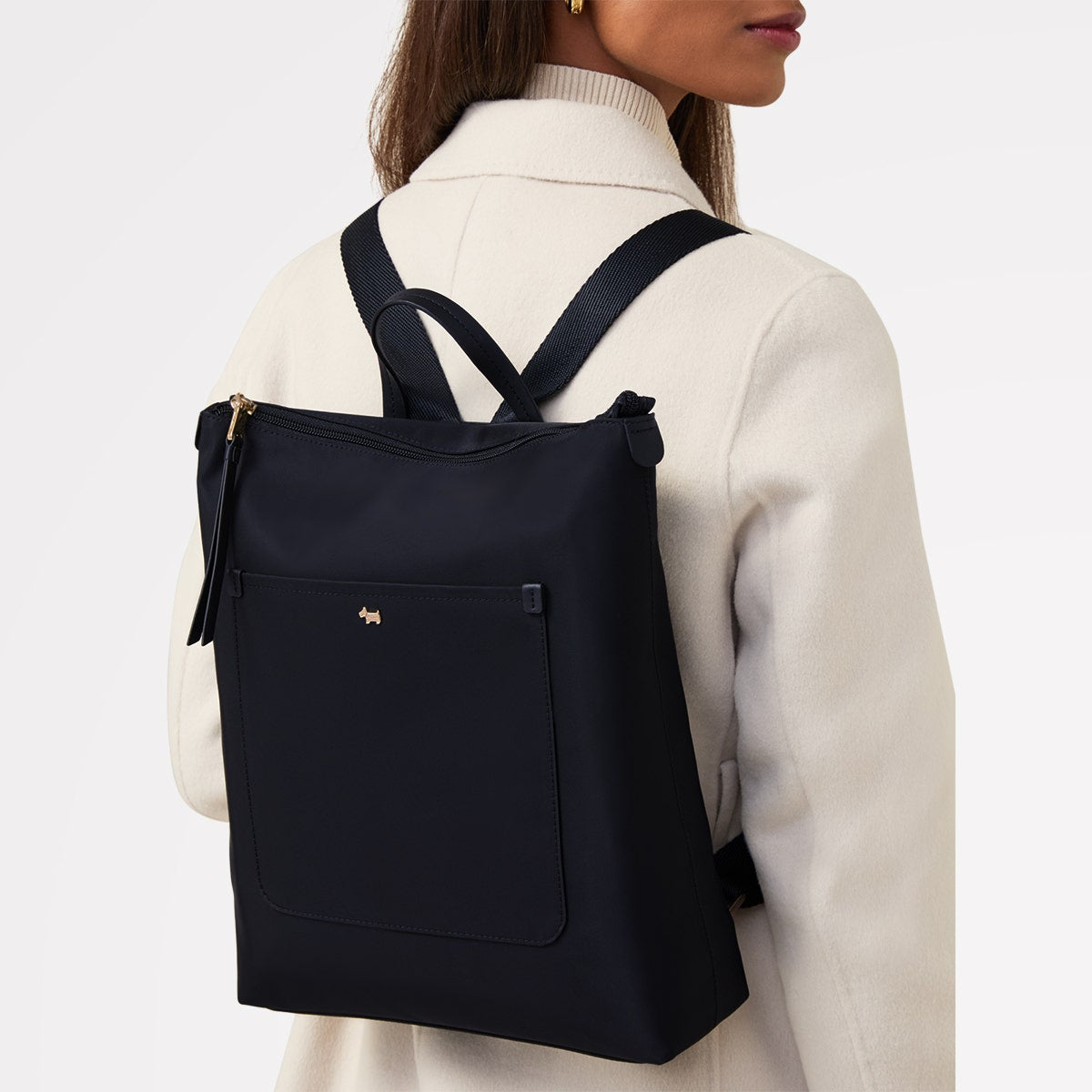Filey Avenue Leather Medium Ziptop Backpack in Black - H2342001