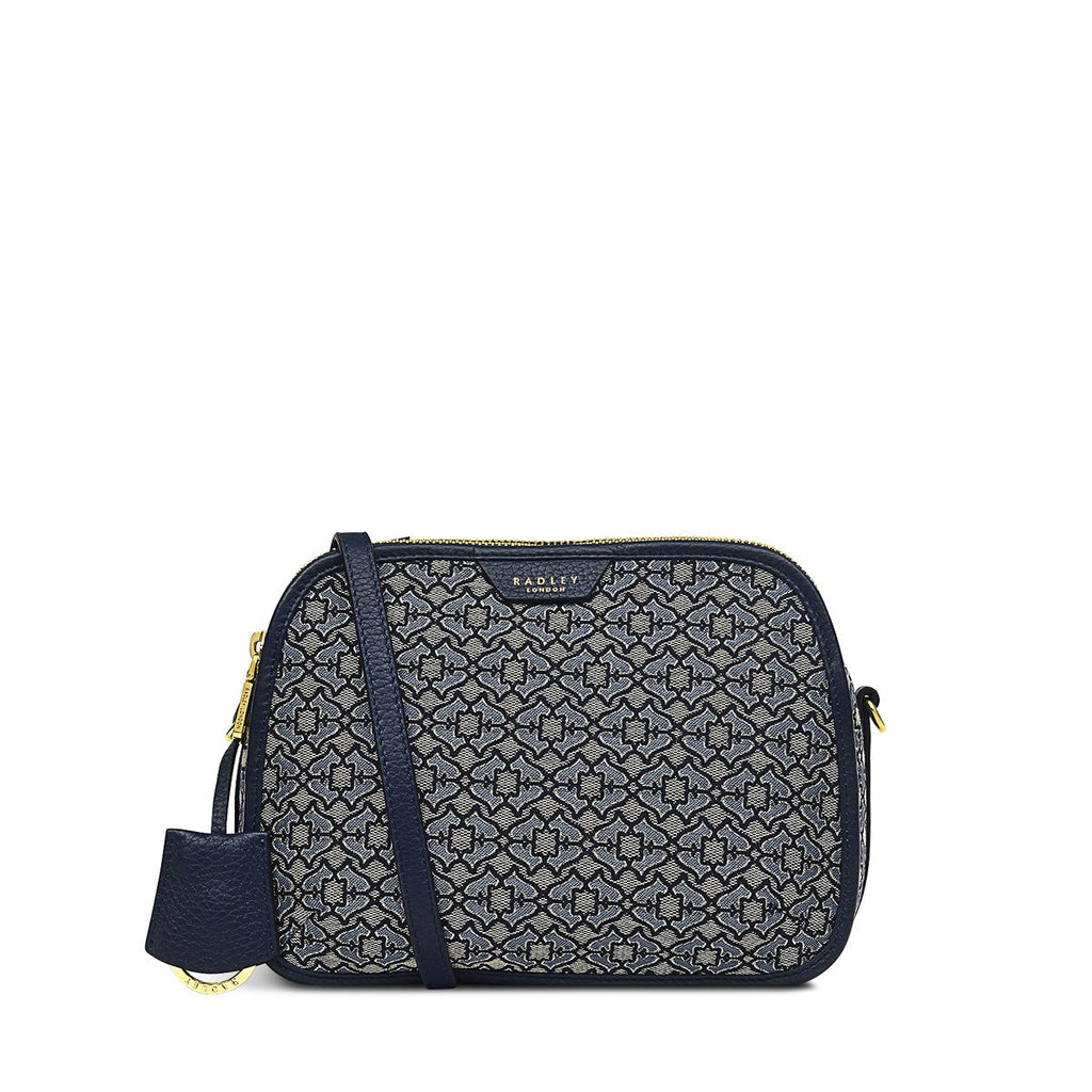 Dukes Place Leather Medium Zip-Top Cross Body Bag in Goose Grey - H6869053