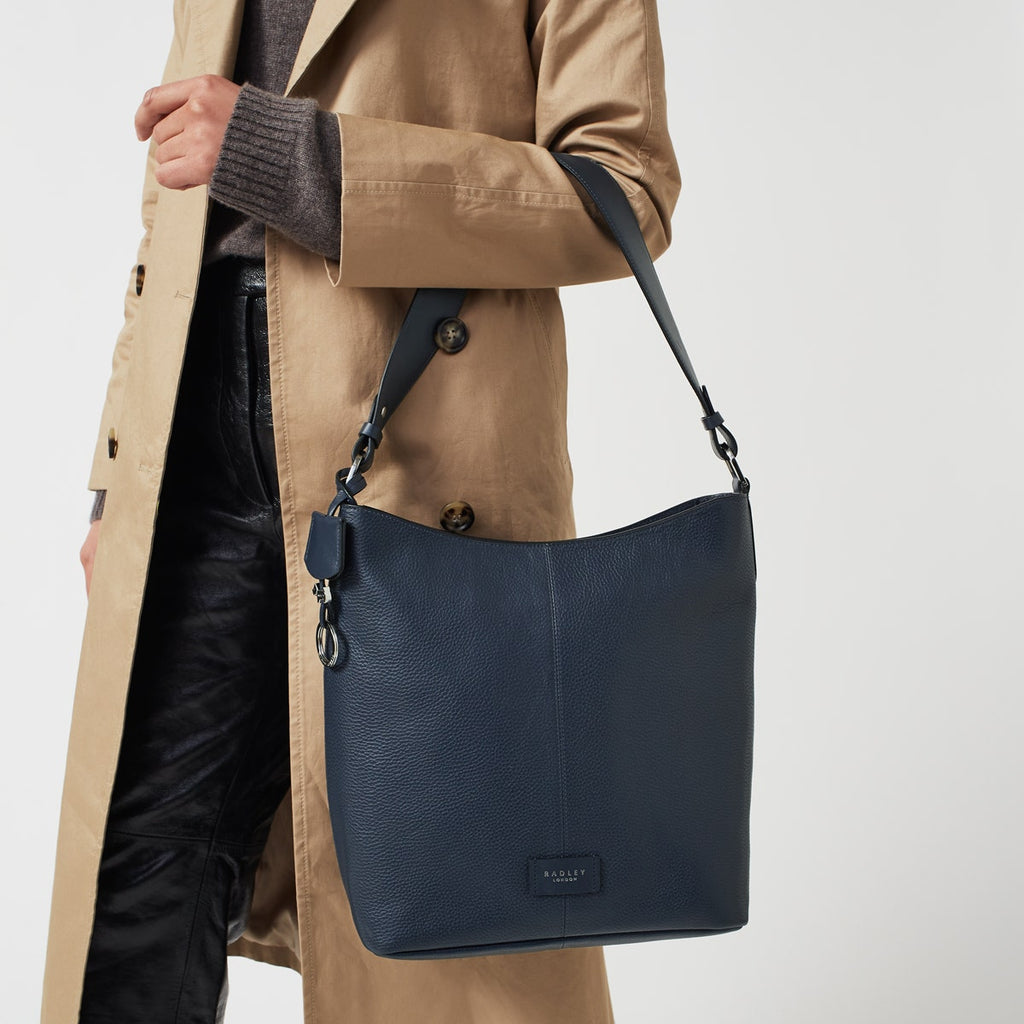 Southwark Lane Leather Large Ziptop Shoulder Bag in Ink - H7740401