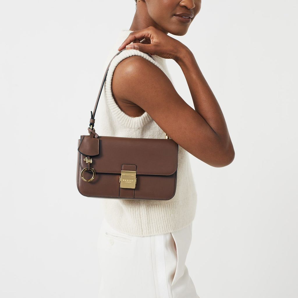 Hanley Close Leather Medium Flapover Shoulder Bag in Walnut - H7881208