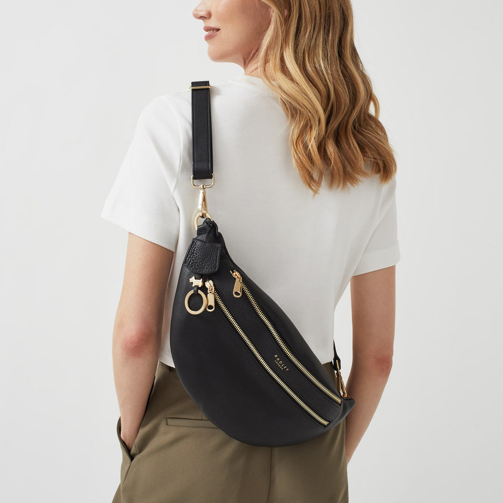 Derwent Drive Leather Medium Ziptop Sling Bag in Black - H8219001