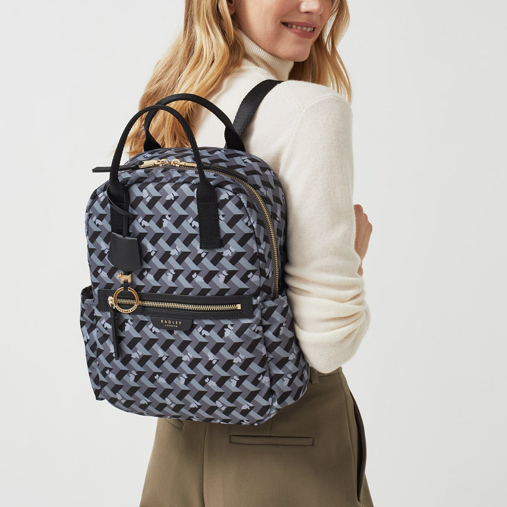 Finsbury Park Fabric Medium Ziptop Backpack in Thunder - H8243074