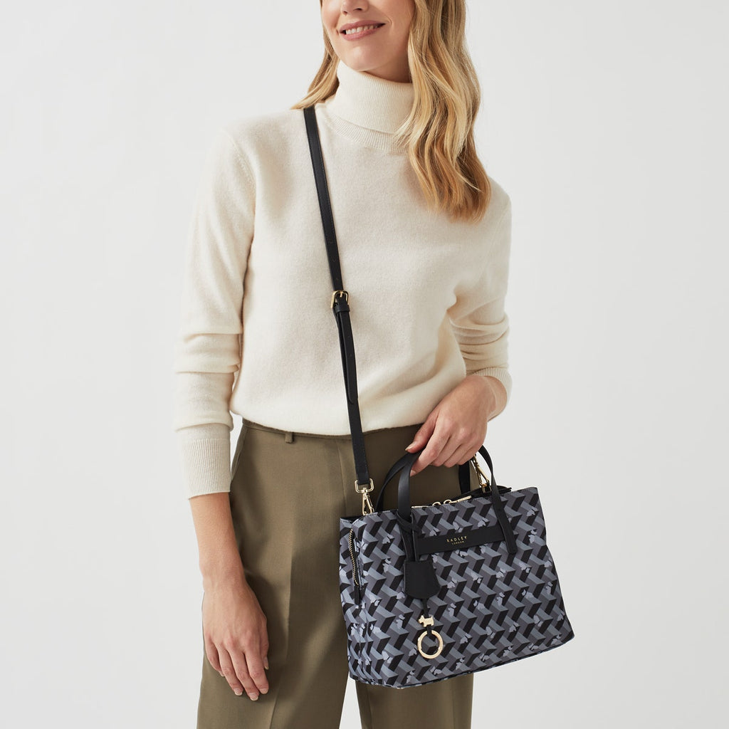 Finsbury Park Fabric Medium Ziptop Multiway Bag in Thunder - H8245074