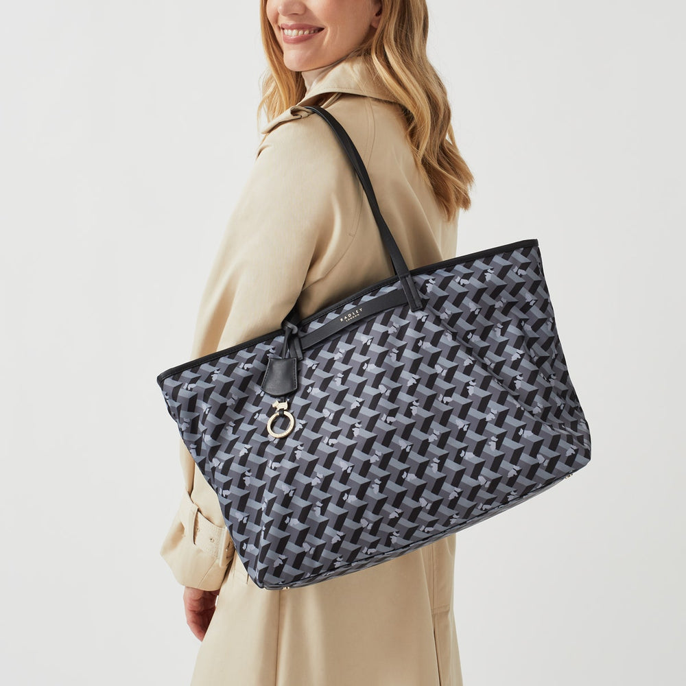 Finsbury Park Fabric Large Ziptop Tote Bag in Thunder - H8246074