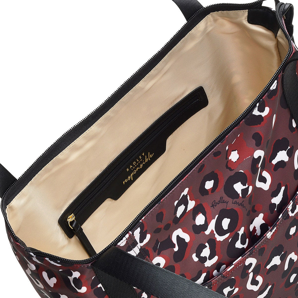 Radley 24/7 Fabric Medium Ziptop Shoulder Bag in Walnut - H8257208