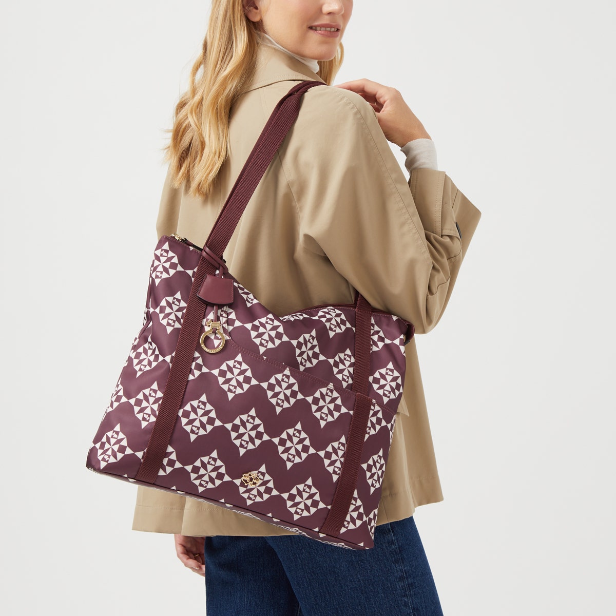 Radley 24/7 Fabric Medium Ziptop Shoulder Bag in Dark Cherry - H8264609