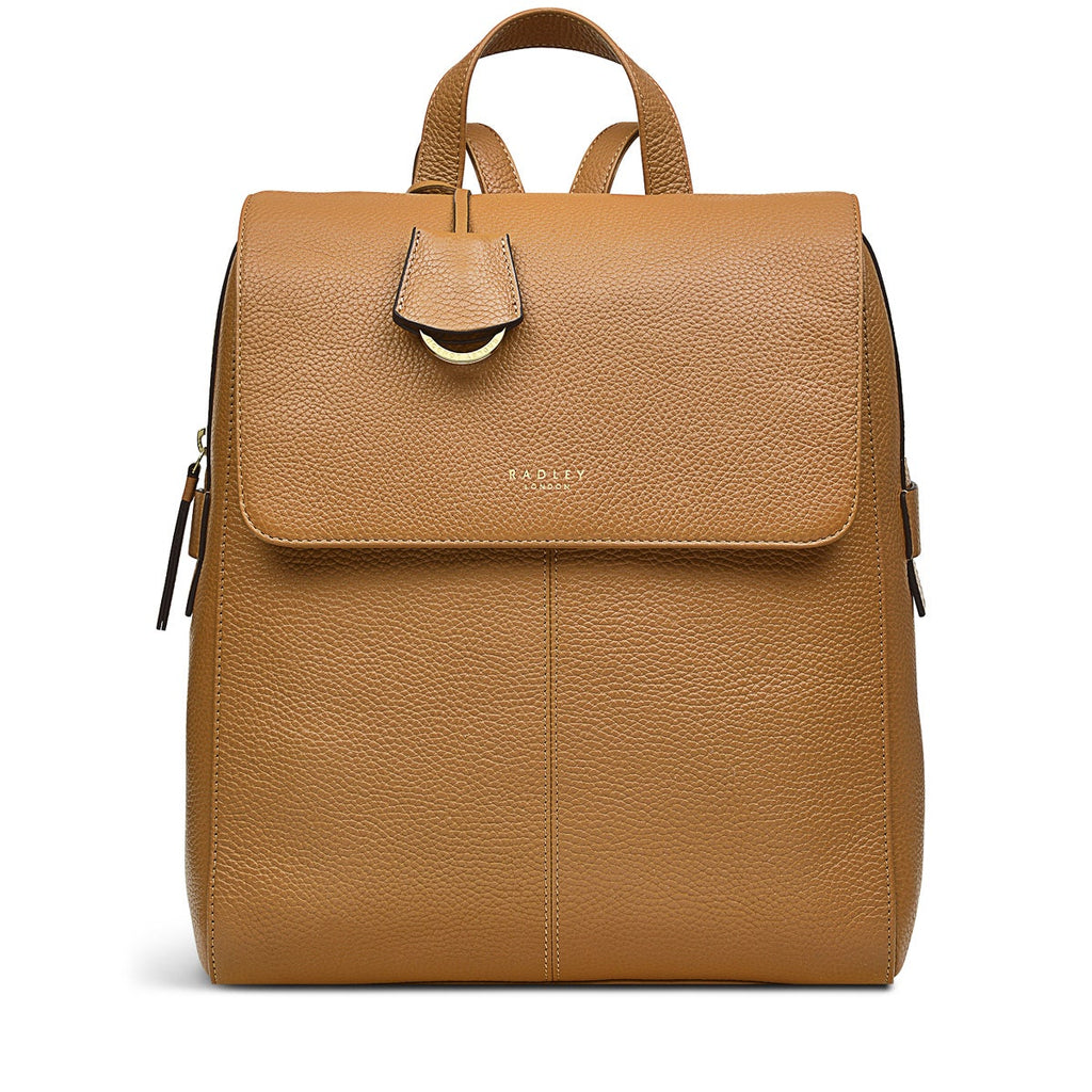 Lorne Close Leather Large Flapover Backpack in Caramel - H8768235