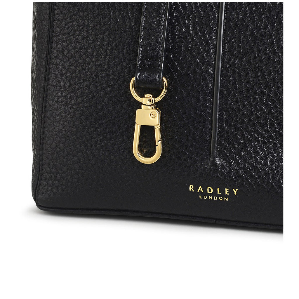 Hillgate Place Leather Medium Ziptop Grab Bag in Black - H8827001