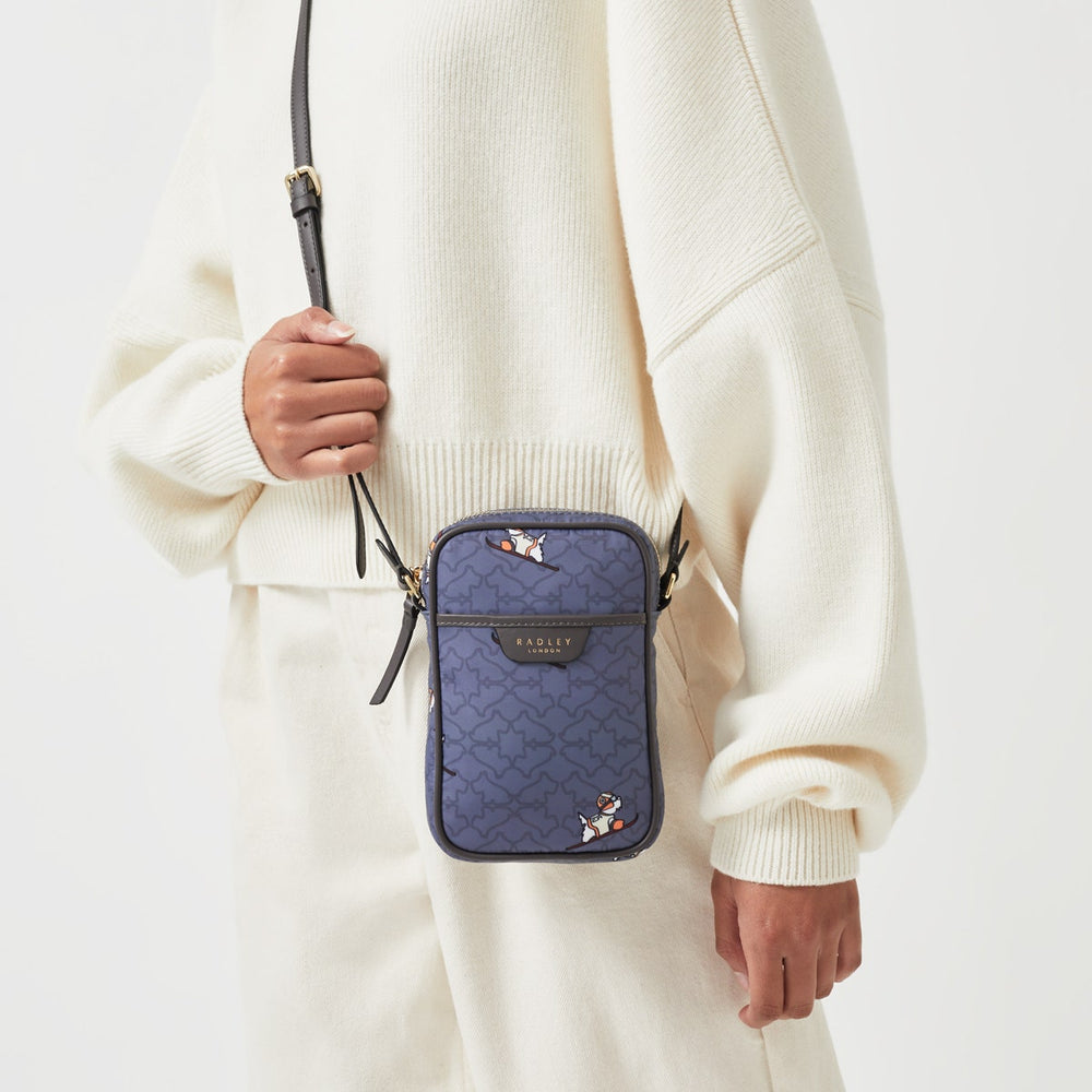 Heirloom Ski Dog Fabric Medium Phone Crossbody Bag in Cloud Burst - H8846093