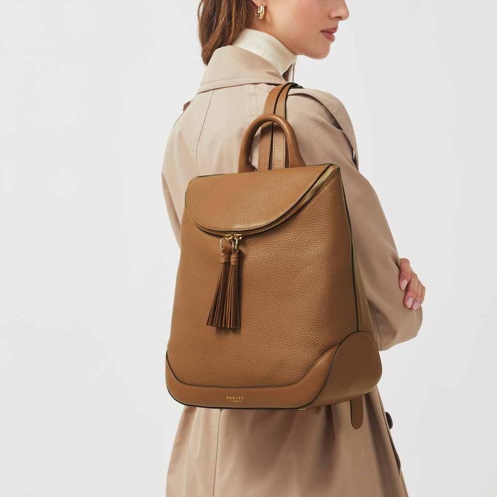 Milligan Street Leather Medium Zip Around Backpack in Butterscotch - H8951259