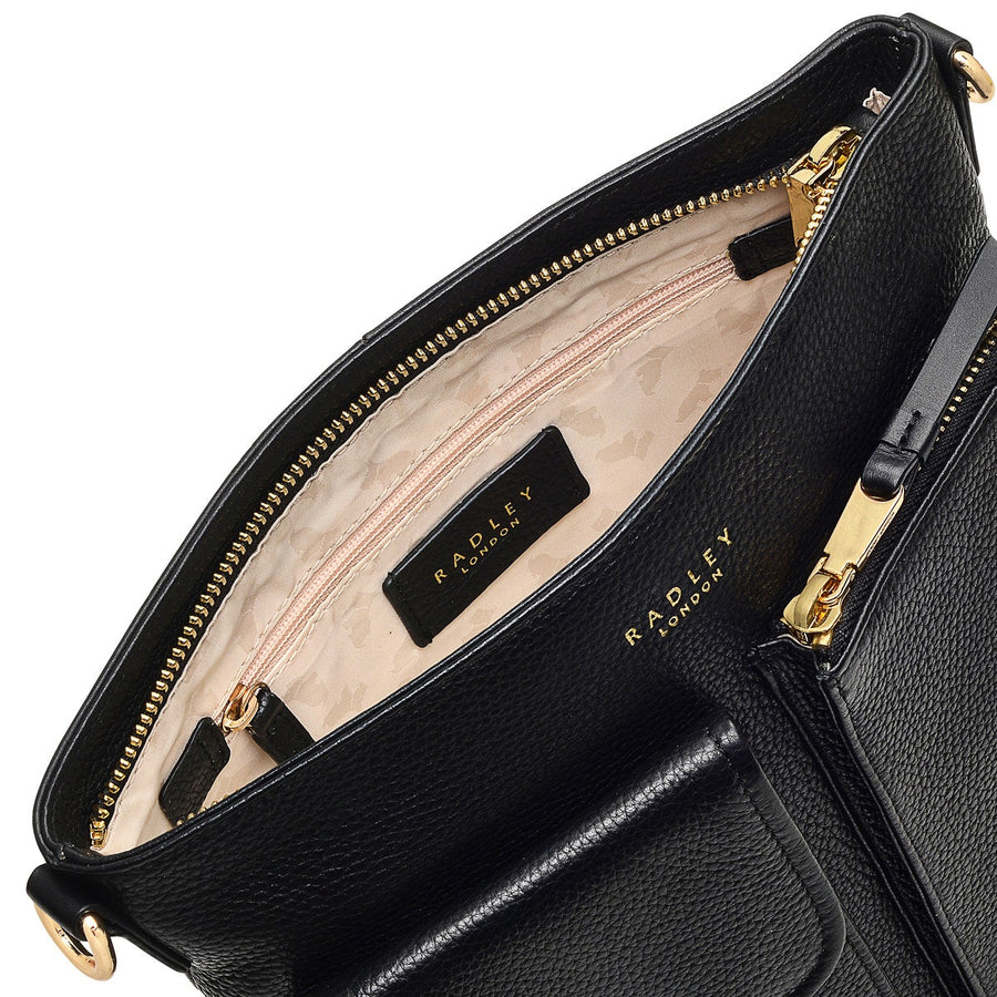 Selby Crescent Leather Small Ziptop Crossbody Bag in Black - H9052001