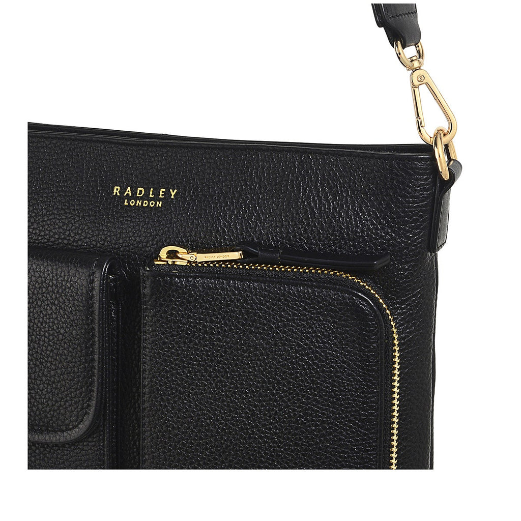 Selby Crescent Leather Small Ziptop Crossbody Bag in Black - H9052001