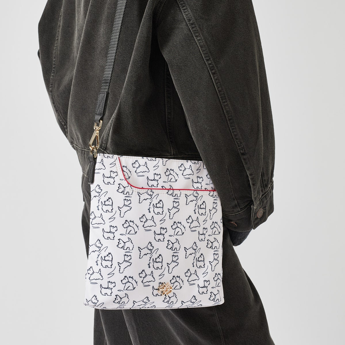 Radley 24/7 Fabric Small Ziptop Crossbody Bag in Chalk - H9261109