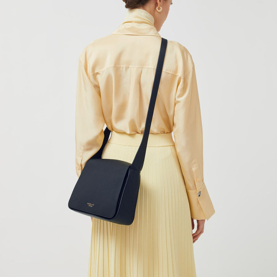 Westwell Lane Leather Medium Flapover Crossbody Bag in Ink - H9284401