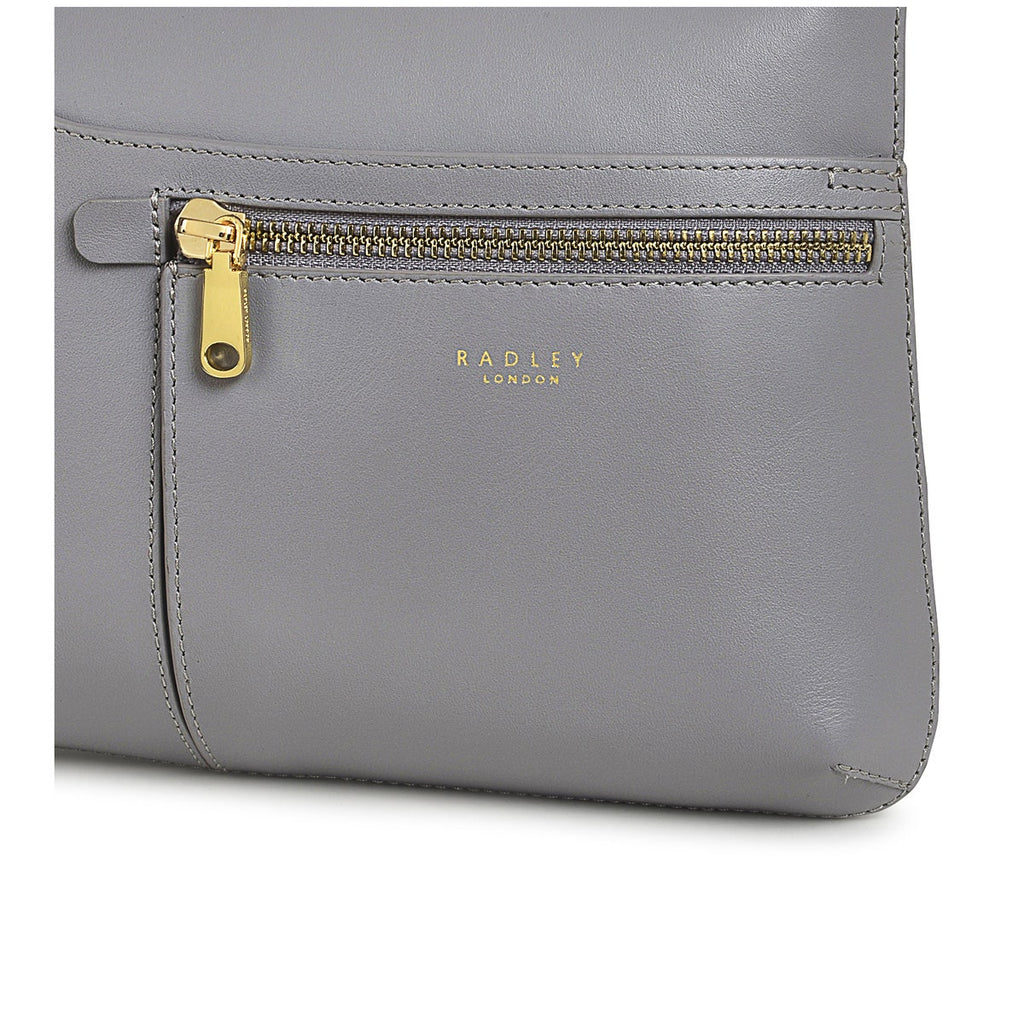Pockets Leather Small Ziptop Crossbody Bag in Cloud Burst - H9294093