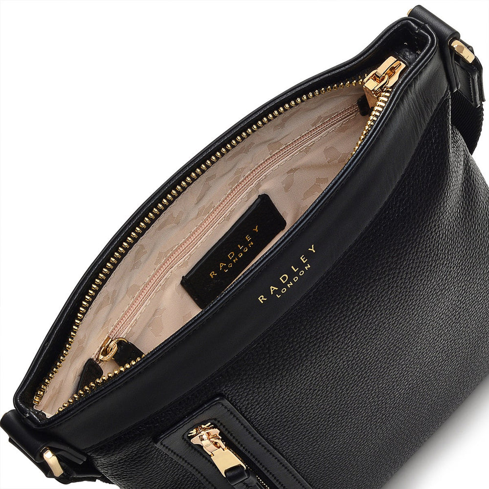 Zippy Leather Small Ziptop Crossbody Bag in Black - H9441001