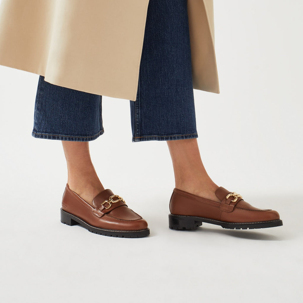 Cavendish Avenue UK 3 / EUR 36 Chunky Chain Loafer in Tan - Q8030217A
