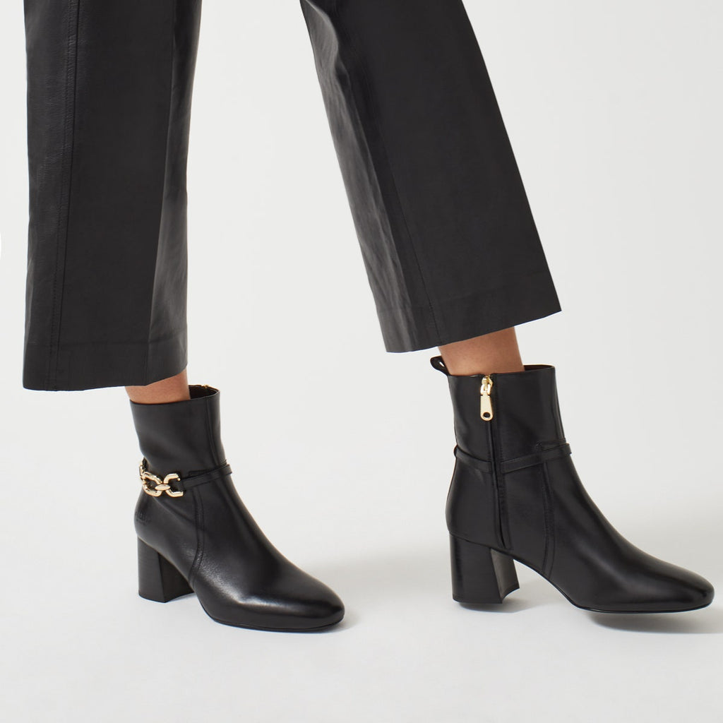 CAVENDISH CLOSE CHUNKY CHAIN ANKLE BOOT BLACK