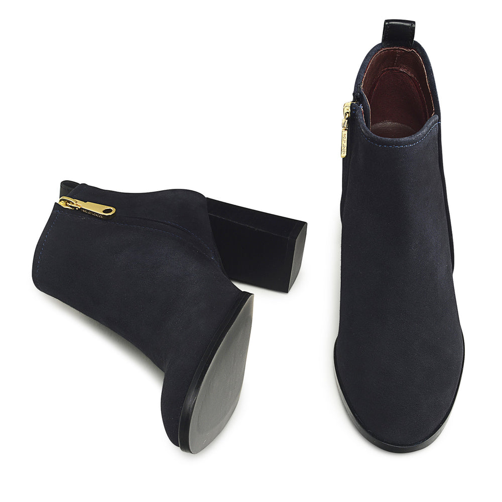 TULIP STREET - SUEDE CURVE BOOTIE INK