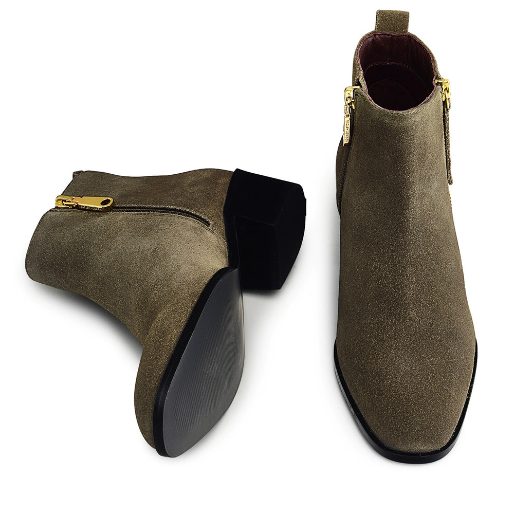SLOANE GARDEns 2.0 CASUAL OUTSIDE ZIP BOOTIE KHAKI