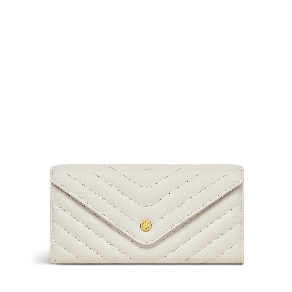 Rowe Avenue Leather Large Flapover Wallet in Chalk - S1319109