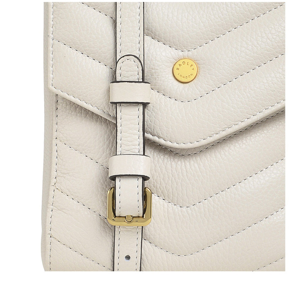 Rowe Avenue Leather Medium Phone Crossbody in Chalk - S1321109
