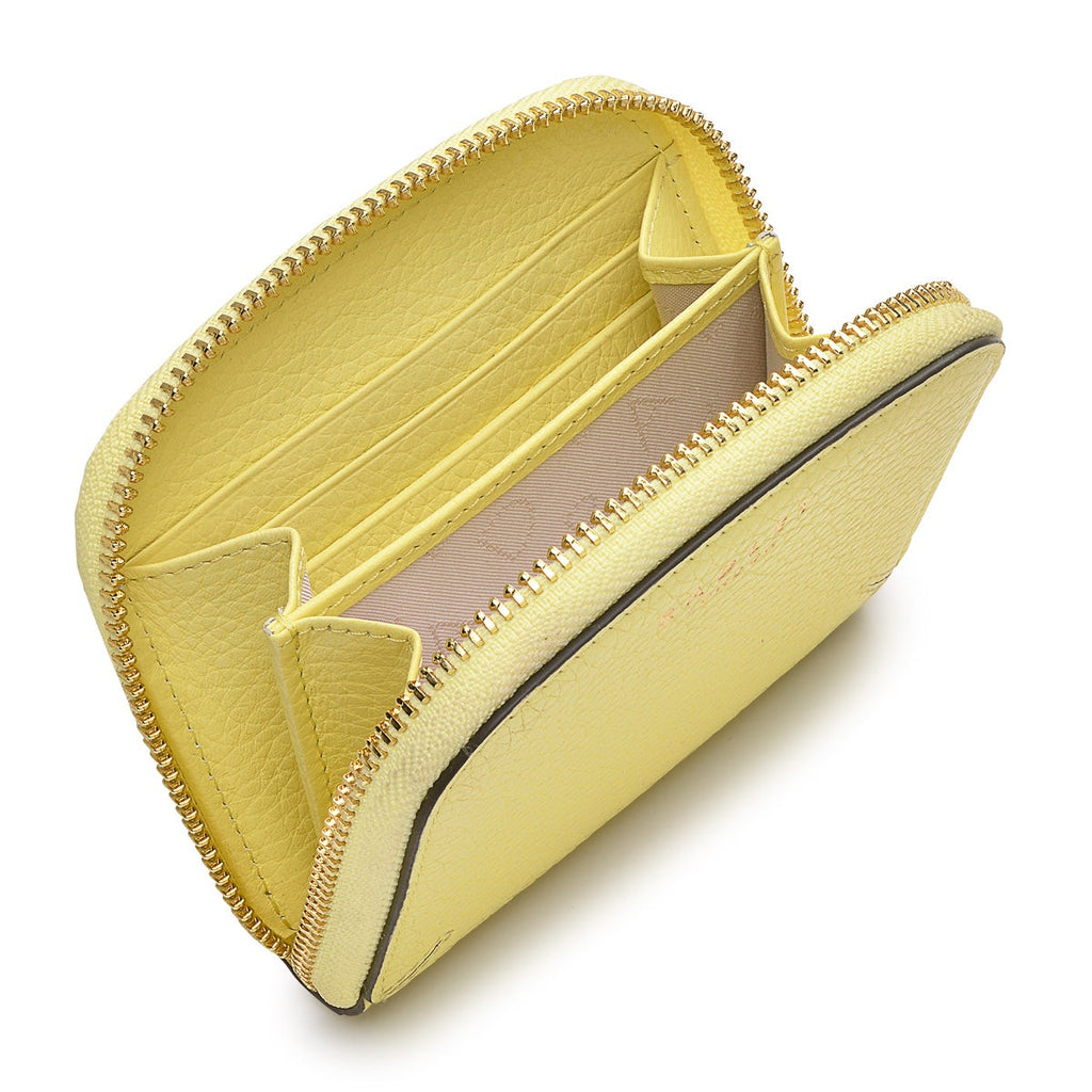 Dukes Place Leather Medium Zip Around Wallet in Panna Cotta - S1324745