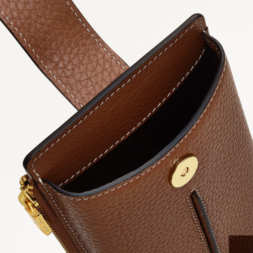 Hillgate Leather Large Phone Crossbody in Saddle - S1863211