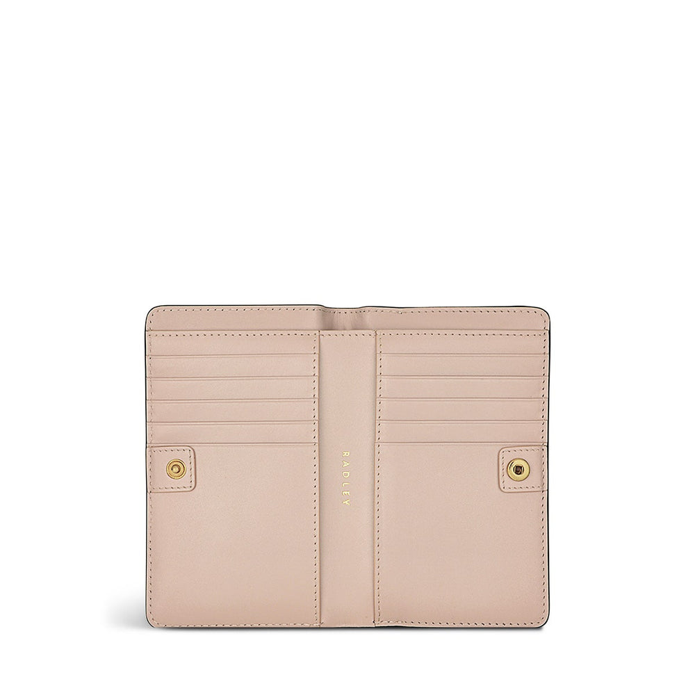 Butterfly Leather Medium Bifold Wallet in Black - S1868001