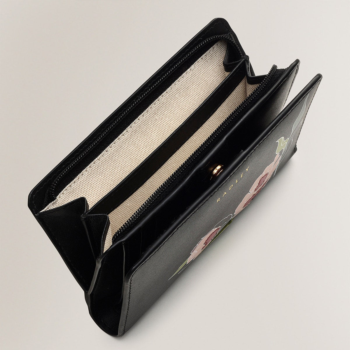 Wild Roses Leather Medium Bifold Wallet in Black - S1877001